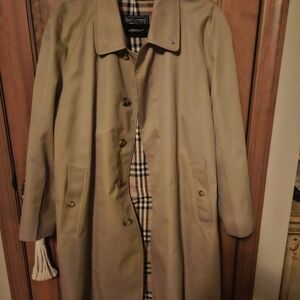 Men's Burberry Trench Coat